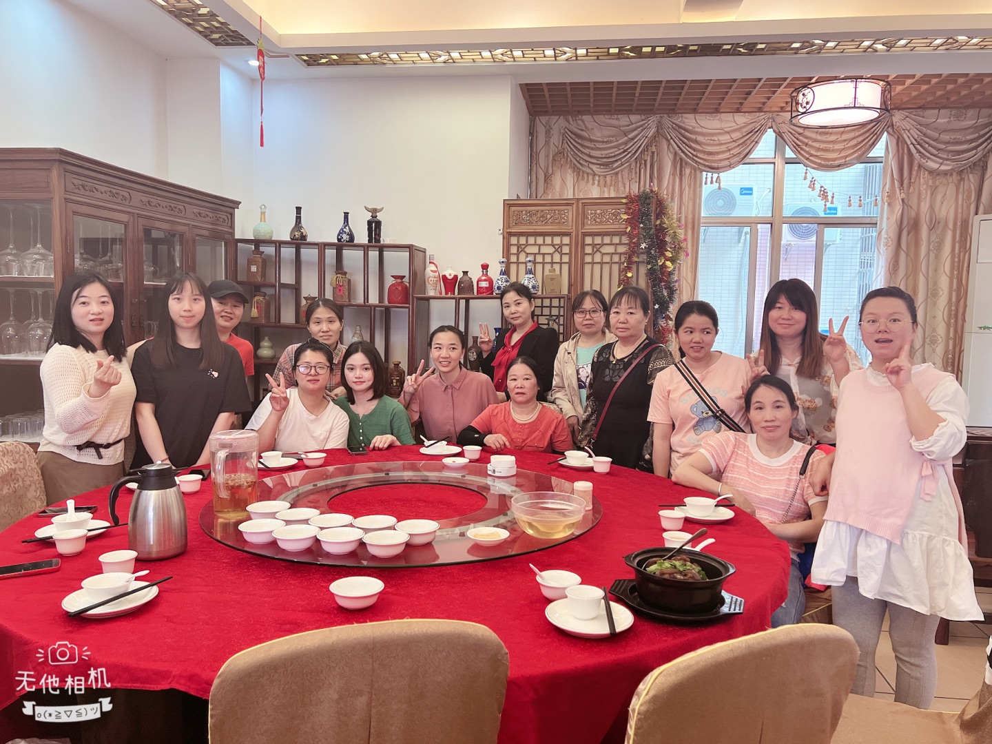 祝紫光電氣所有女神節(jié)日快樂！